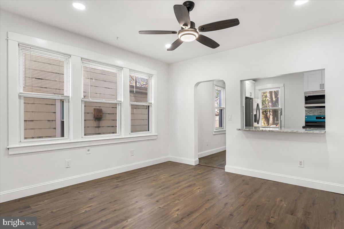 OAKLYN MANOR - Residential