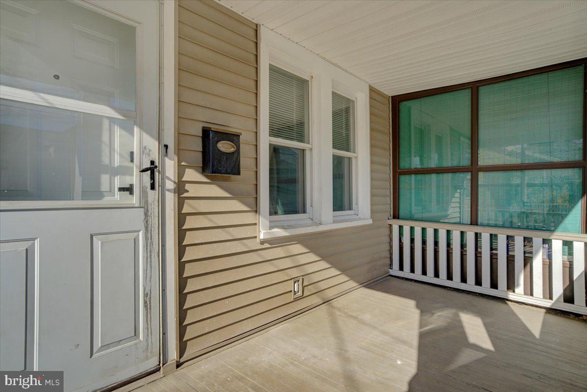 OAKLYN MANOR - Residential