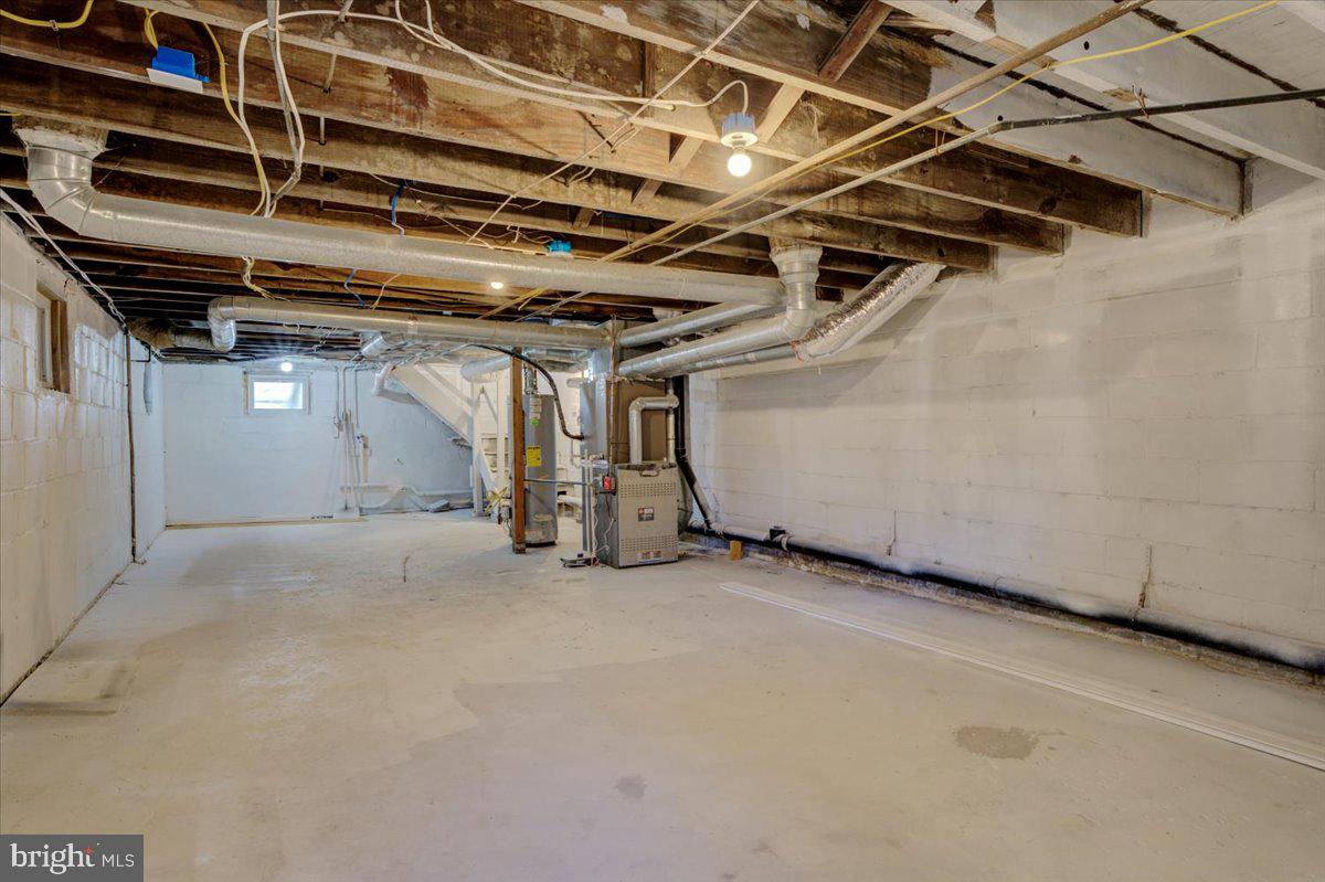 OAKLYN MANOR - Residential