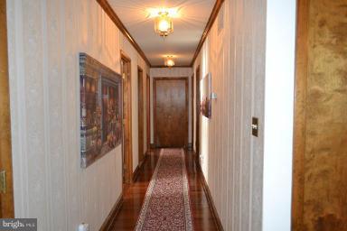 ROCHELLE MEADOWS - Residential