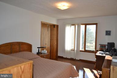 ROCHELLE MEADOWS - Residential