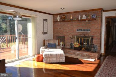 ROCHELLE MEADOWS - Residential