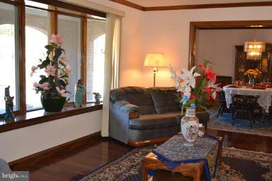 ROCHELLE MEADOWS - Residential