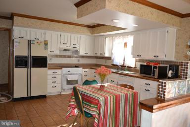 ROCHELLE MEADOWS - Residential