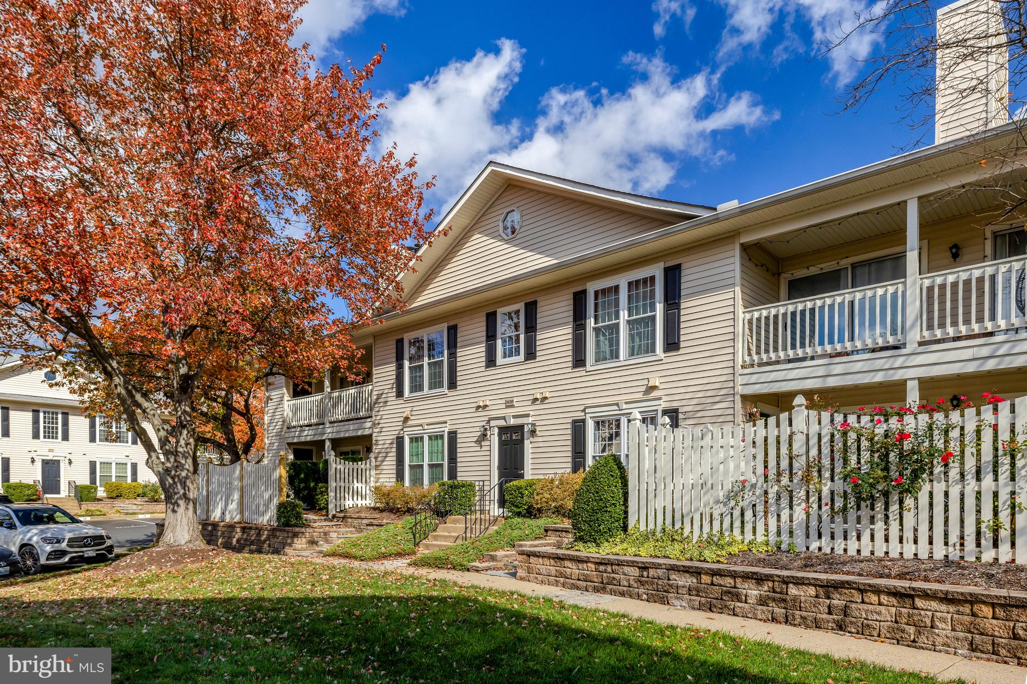 10205 ASHBROOKE COURT B 30