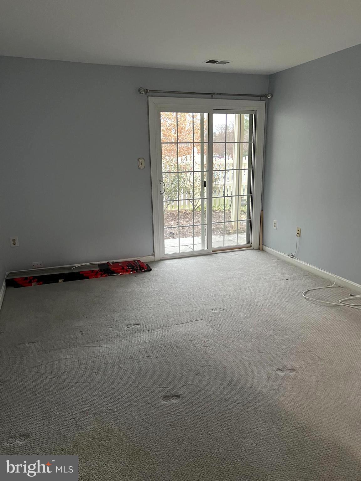 TREVOR HOUSE - Residential Lease