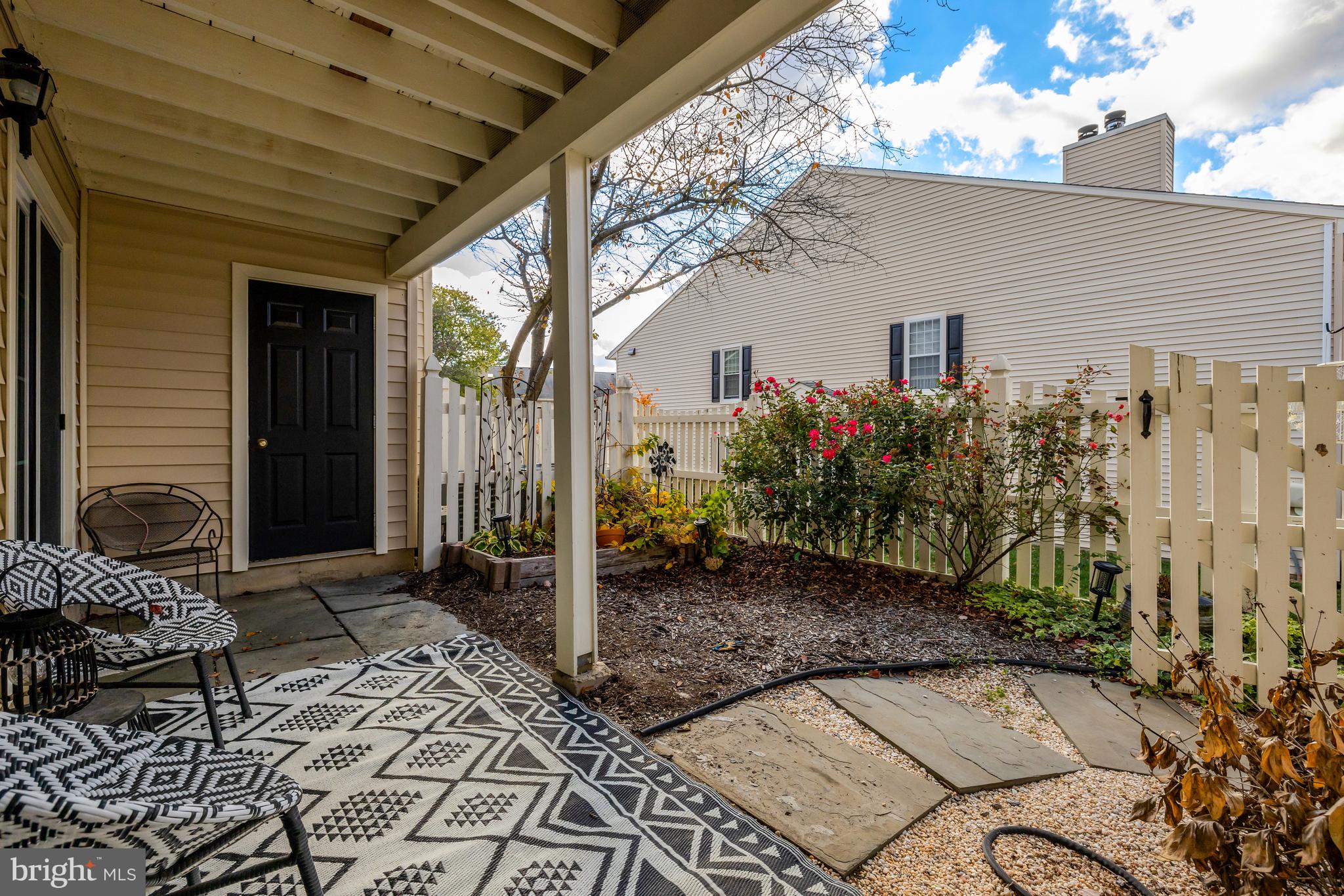 TREVOR HOUSE - Residential Lease