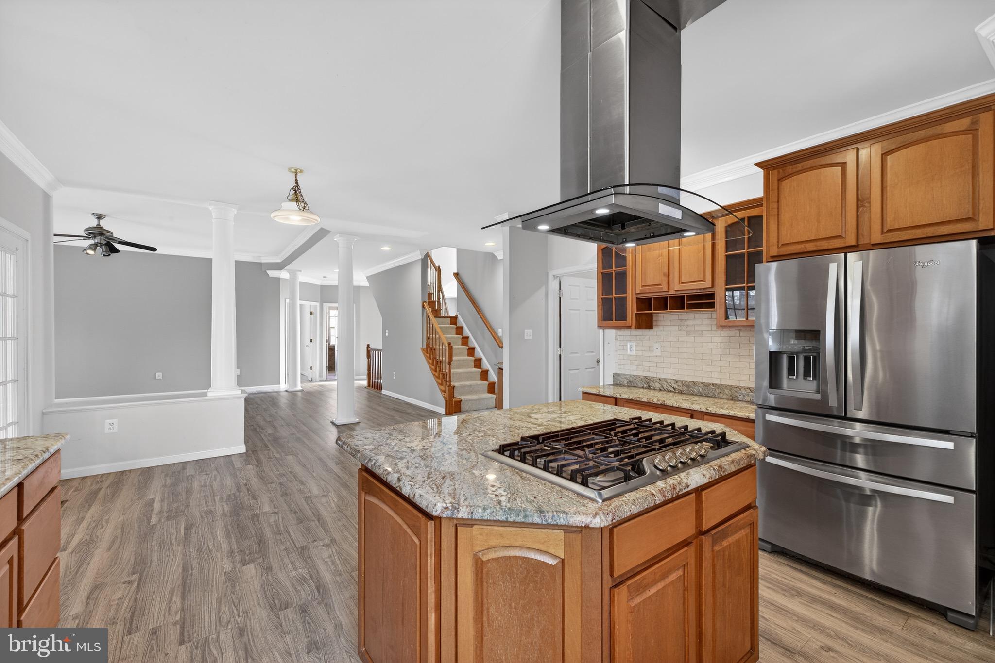 BROAD RUN OAKS - Residential