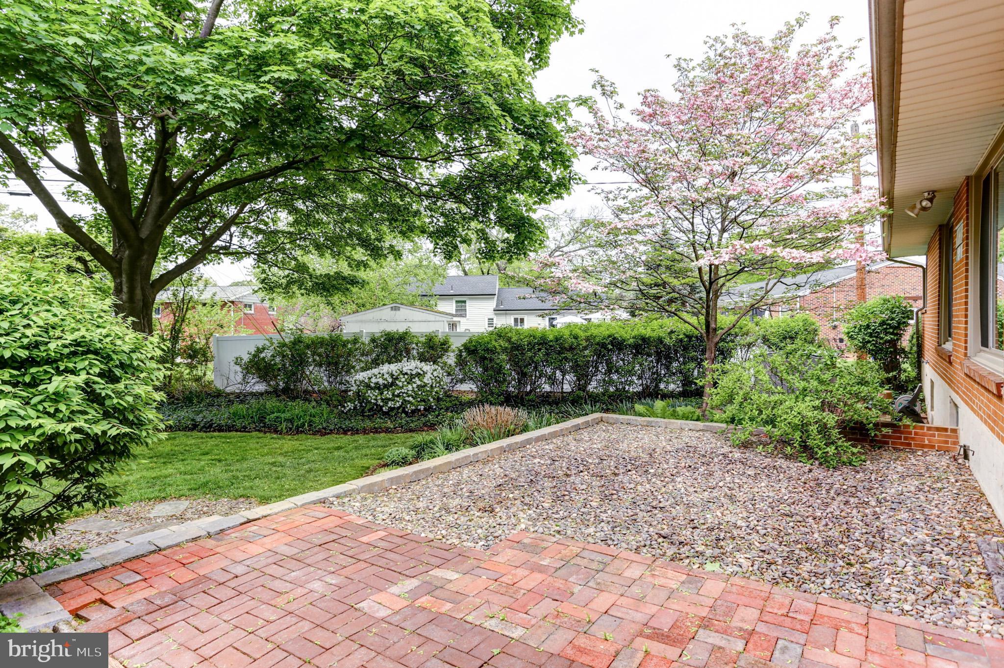 CEDAR CLIFF MANOR - Residential