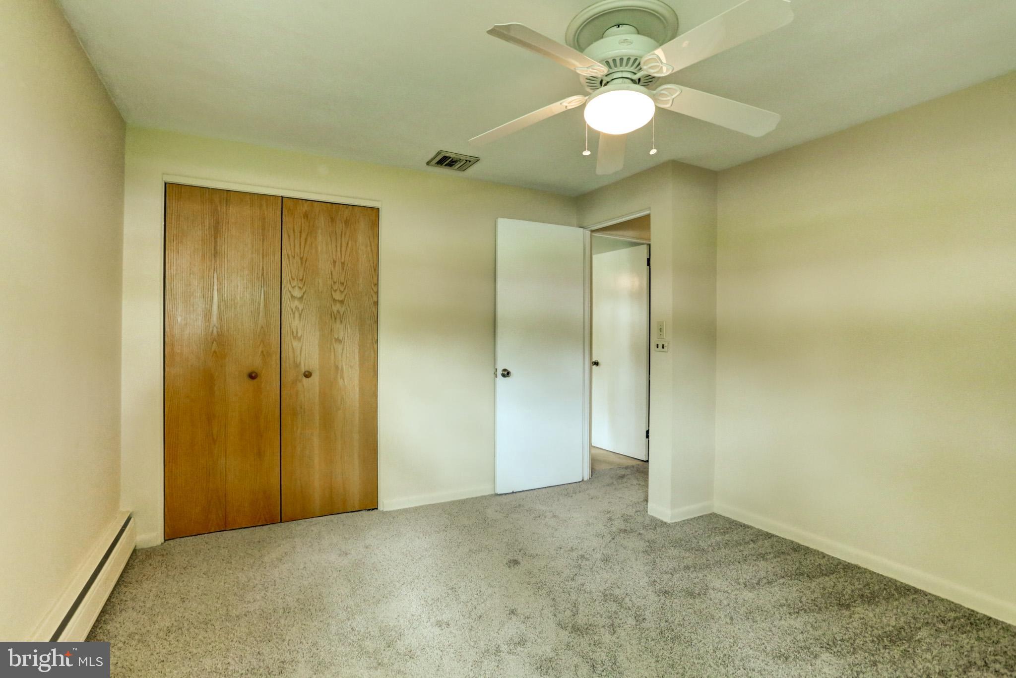 CEDAR CLIFF MANOR - Residential