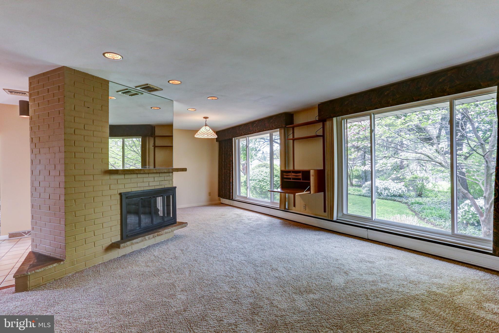 CEDAR CLIFF MANOR - Residential