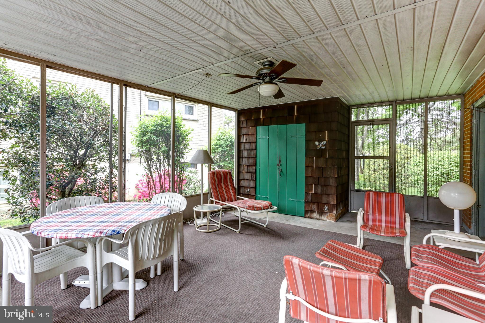 CEDAR CLIFF MANOR - Residential