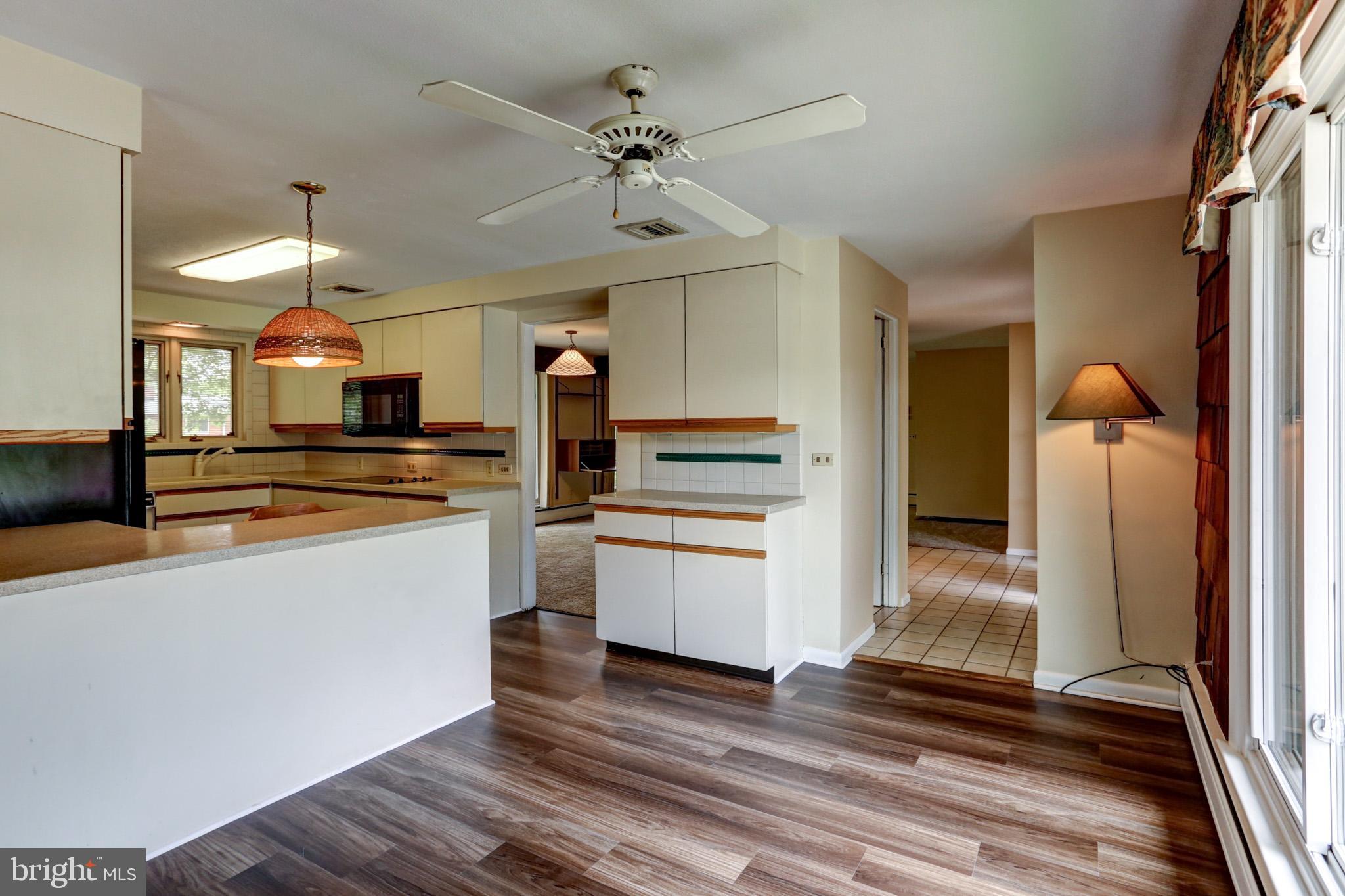 CEDAR CLIFF MANOR - Residential