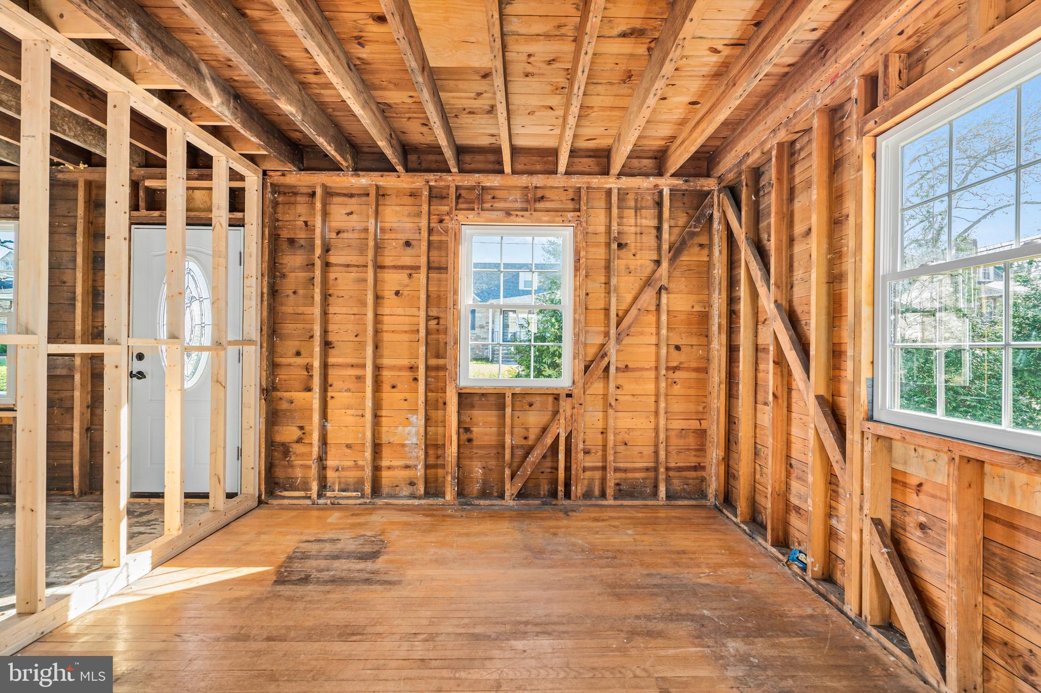 GWYNNLAKE PARK - Residential