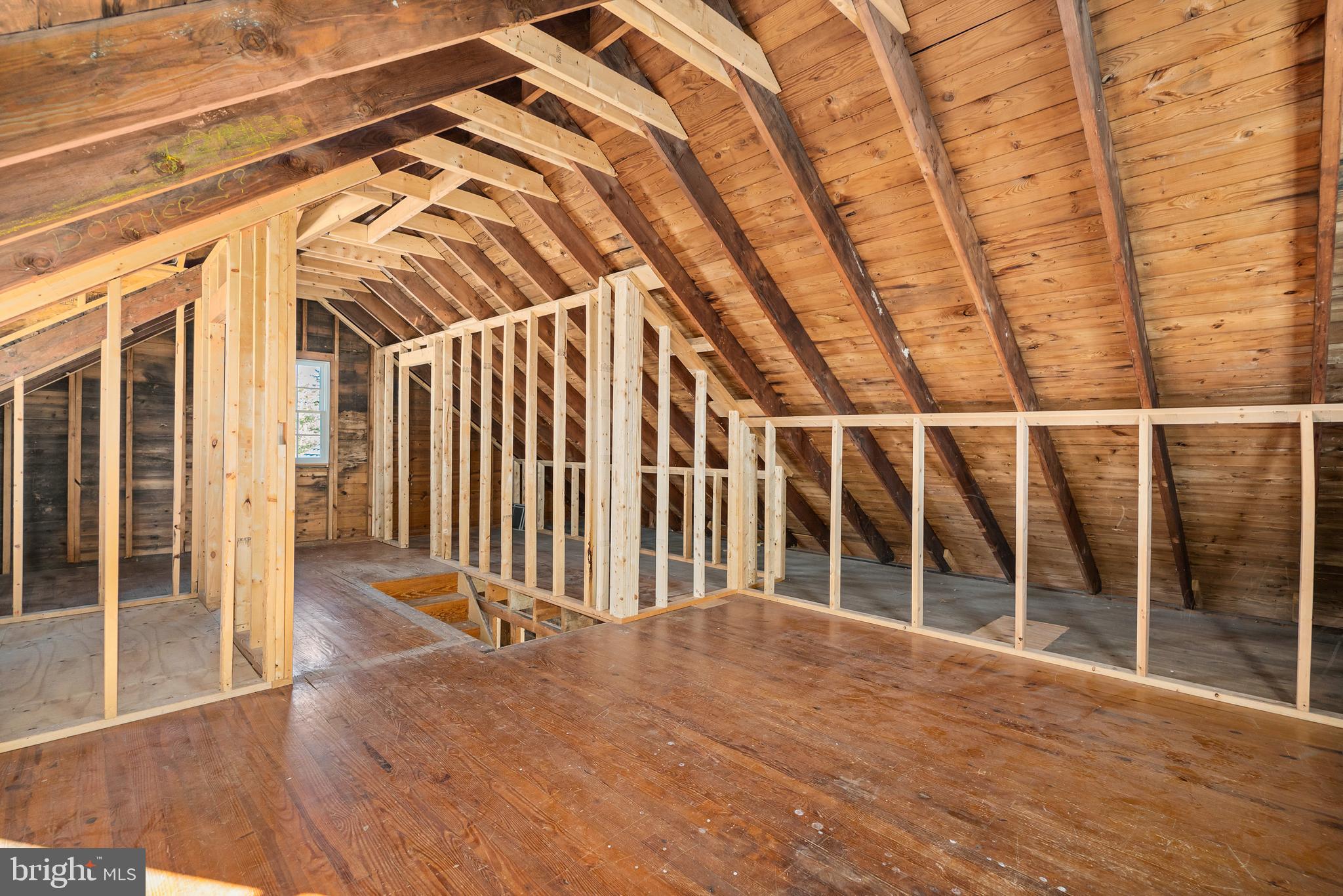 GWYNNLAKE PARK - Residential