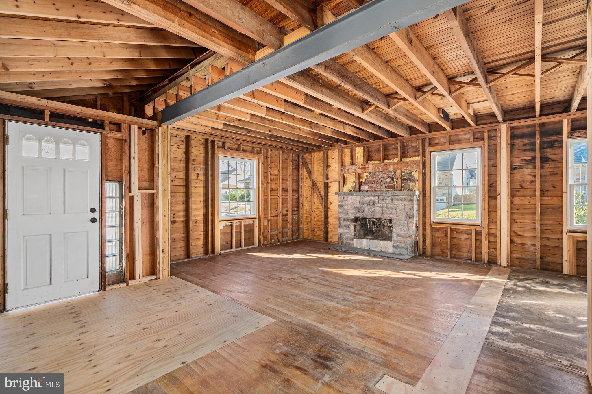 GWYNNLAKE PARK - Residential