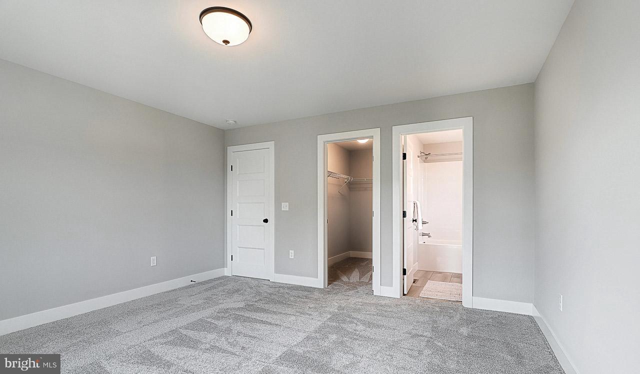 WILLOW CREEK FARMS - Residential