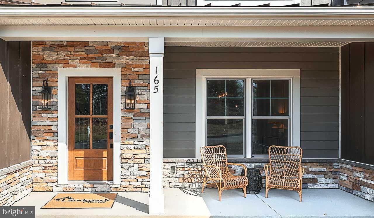 WILLOW CREEK FARMS - Residential