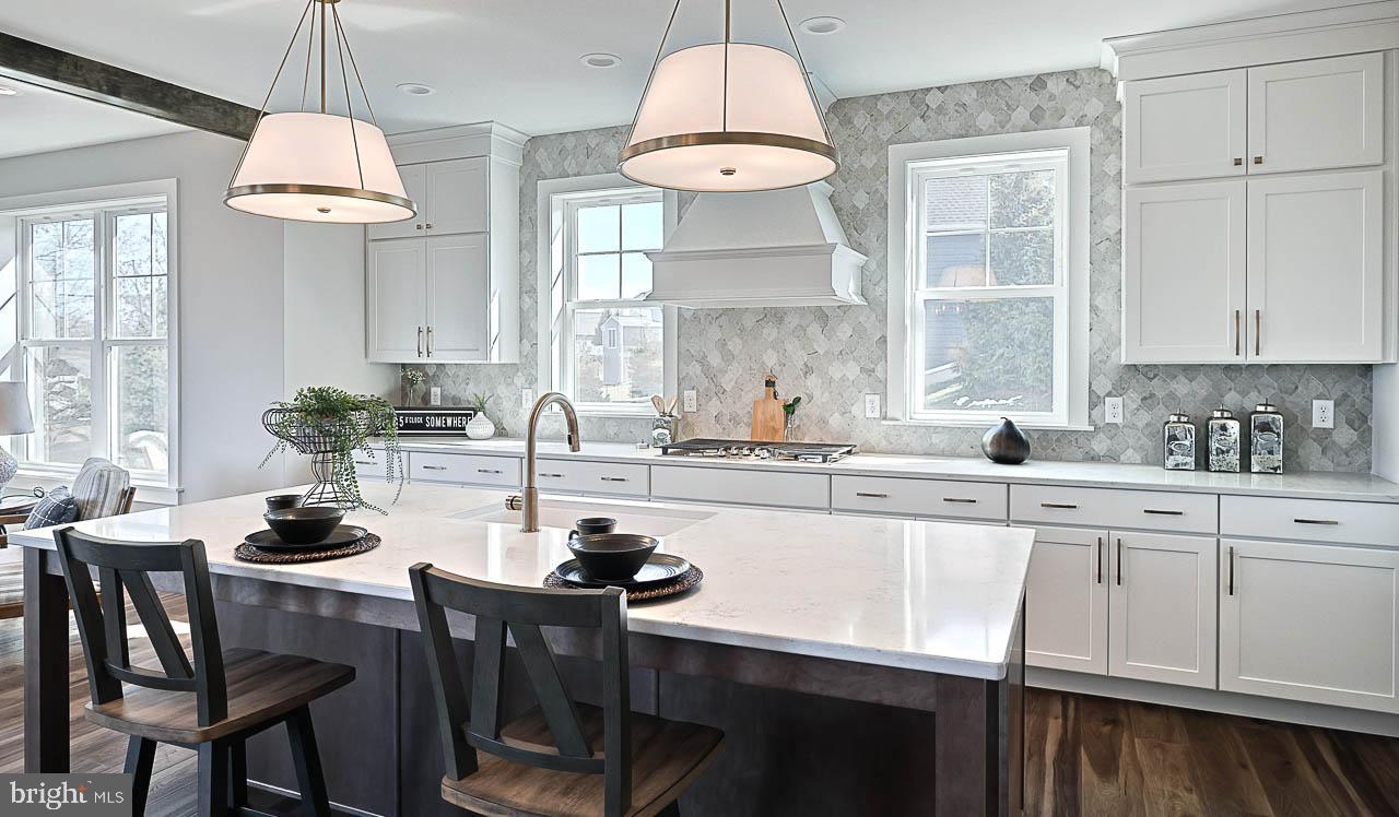 WILLOW CREEK FARMS - Residential