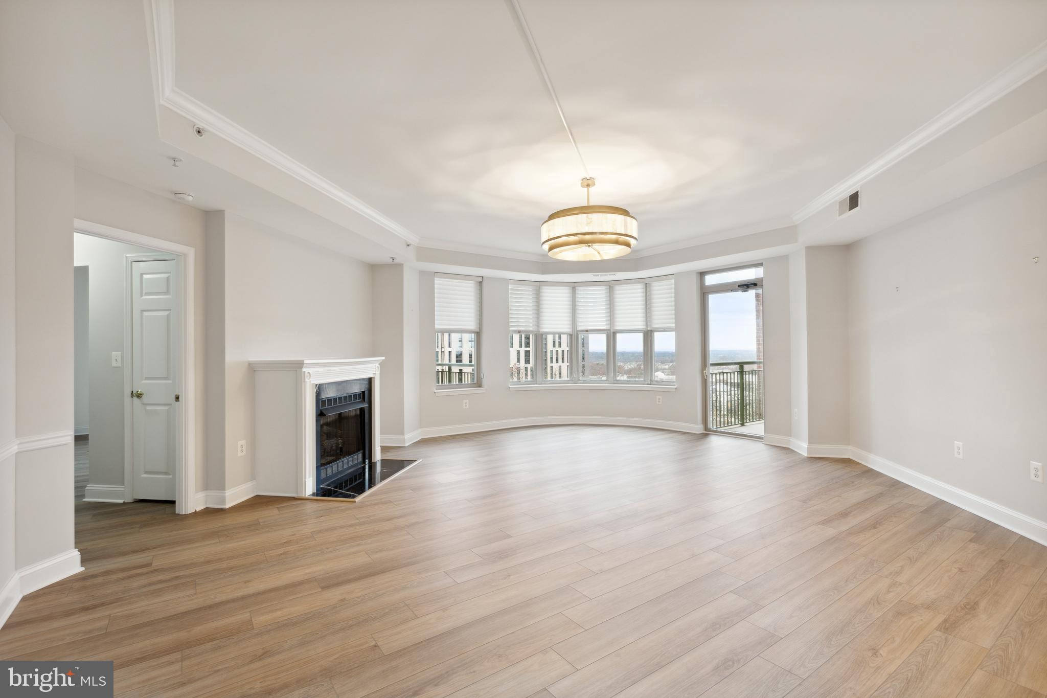 STRATFORD CONDOMINIUMS - Residential Lease