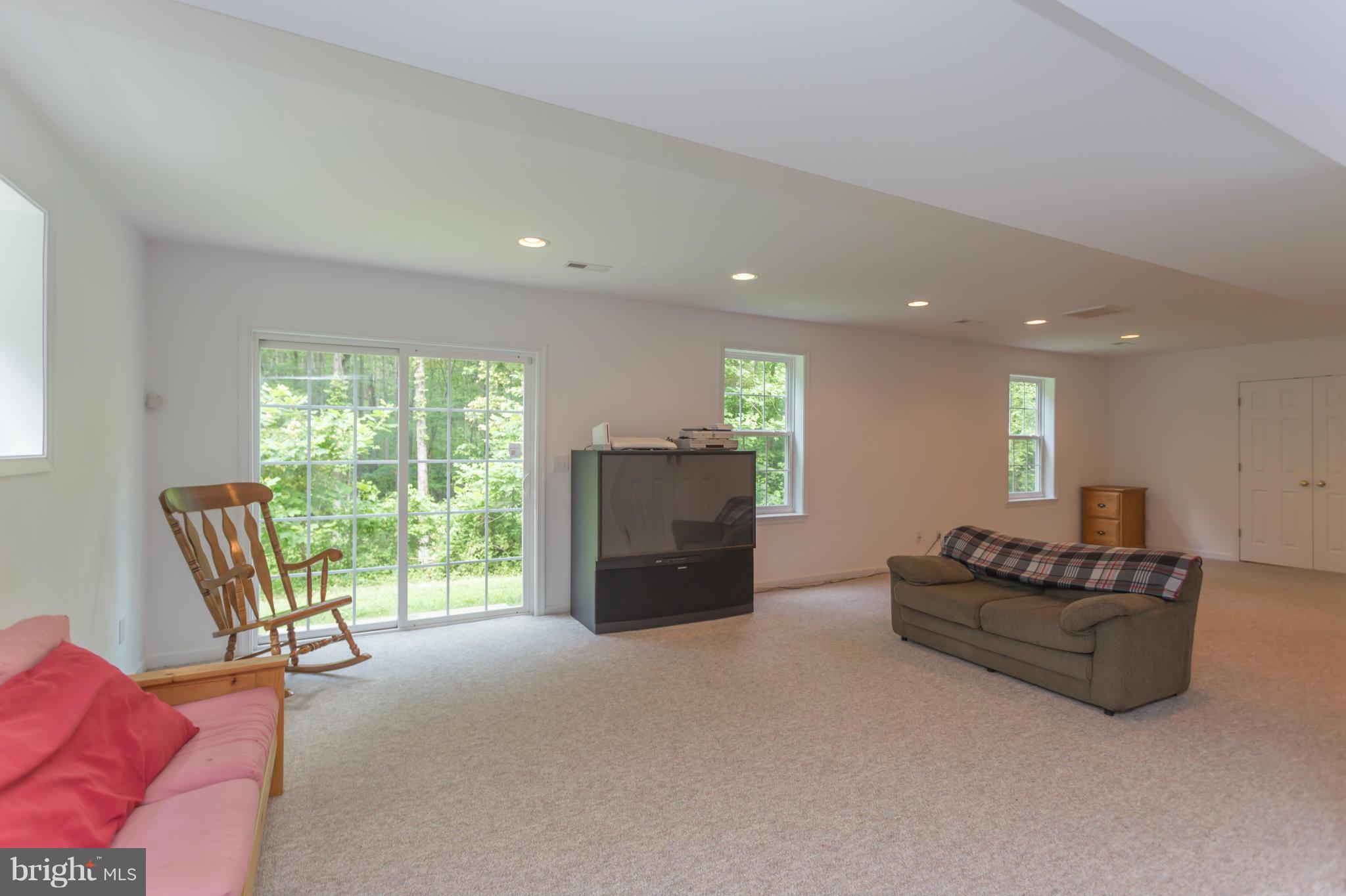 POTOMAC RUN FARM - Residential