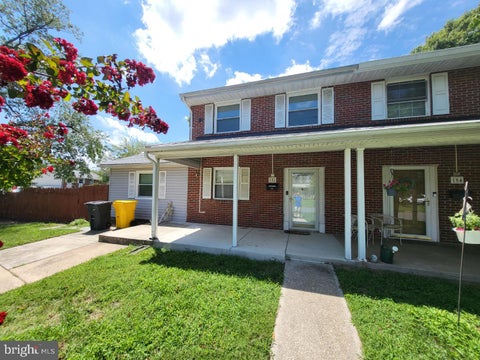 Townhouse For Rent - 152 Seagull Dr<br/> PASADENA, MD 21122