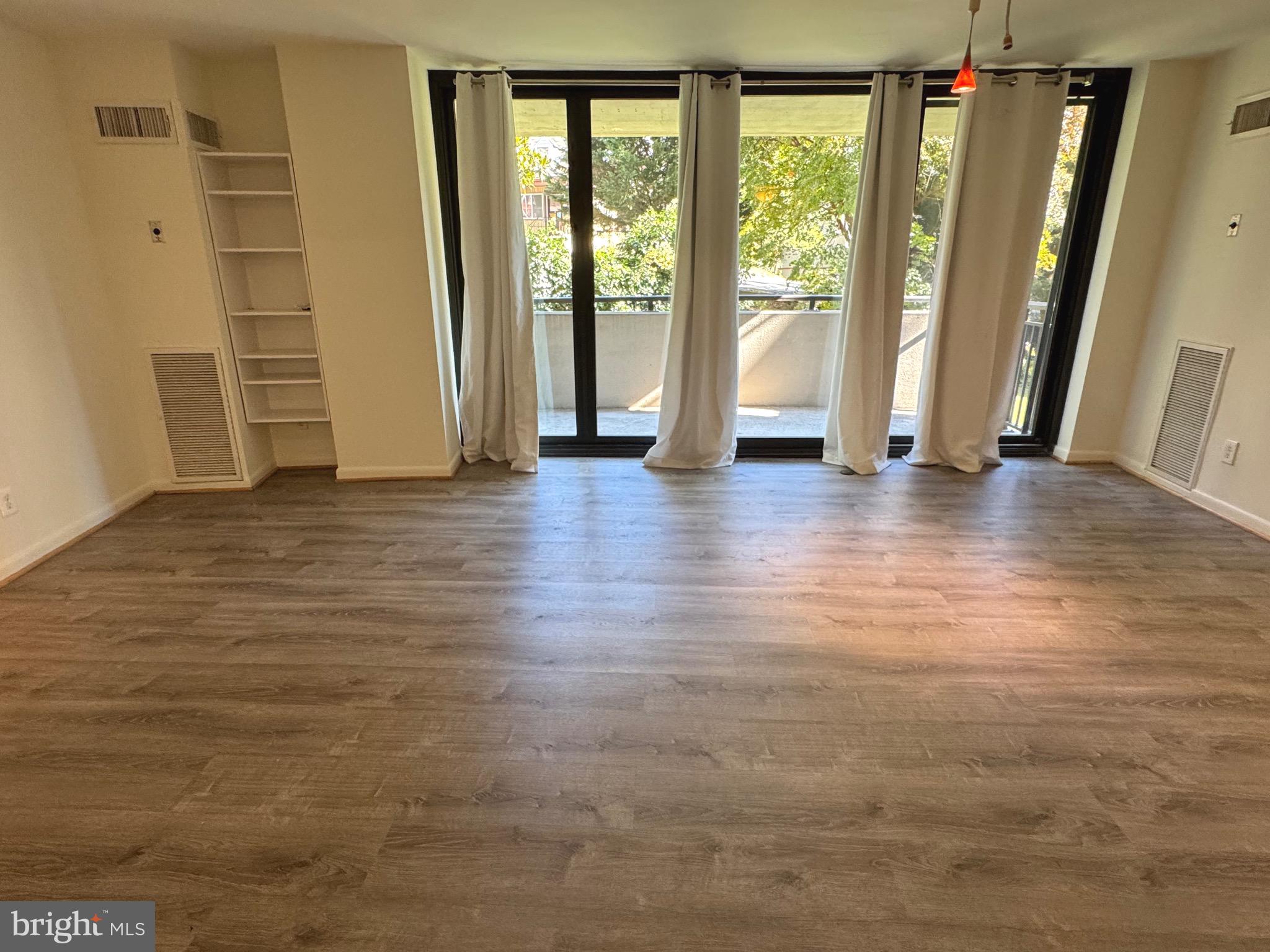 4620 N PARK AVENUE 202E