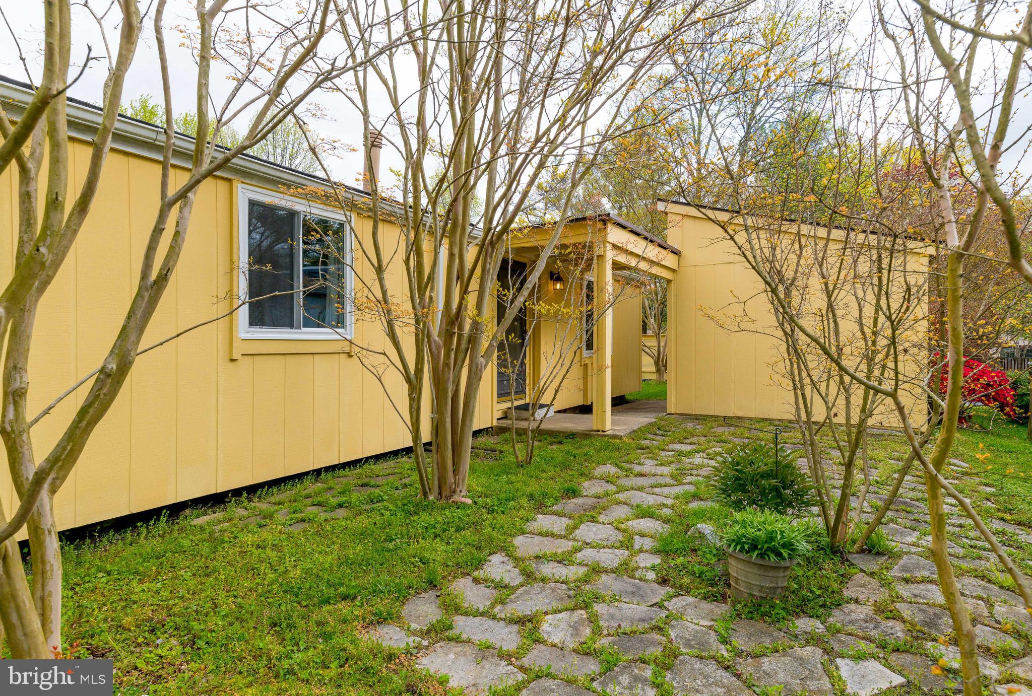 VILLAGE OF OAKLAND MILLS - Residential