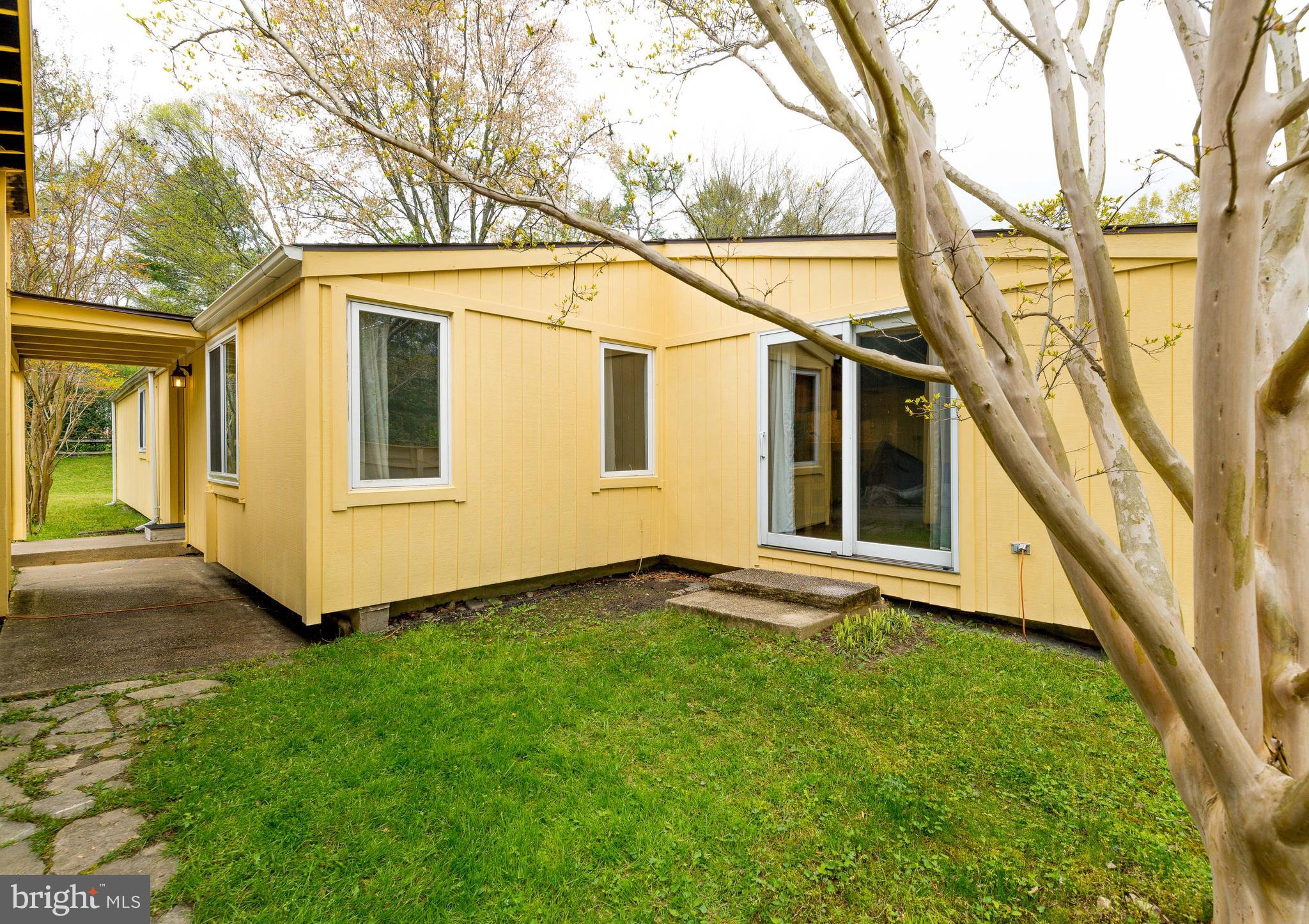 VILLAGE OF OAKLAND MILLS - Residential