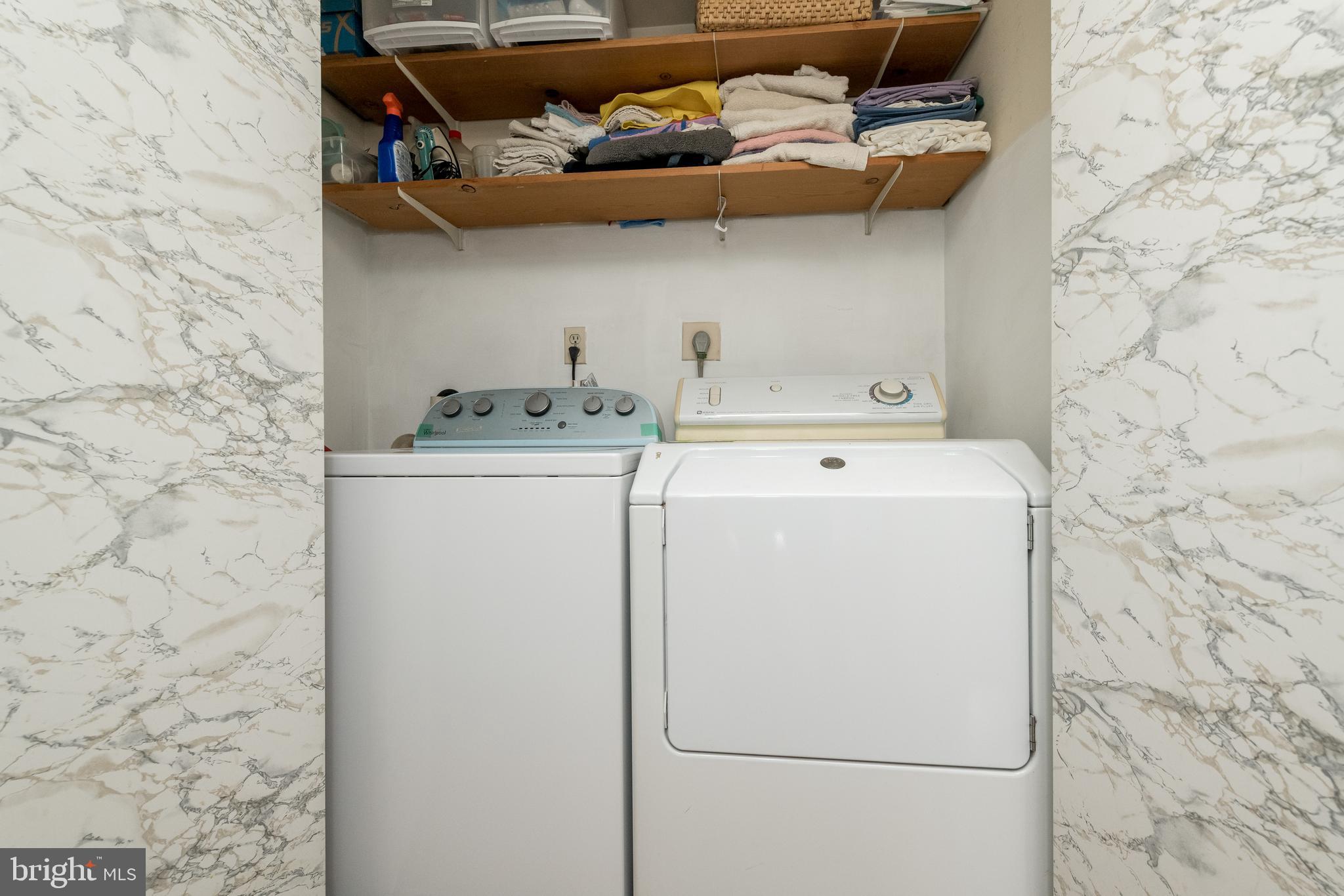 VILLAGE OF OAKLAND MILLS - Residential