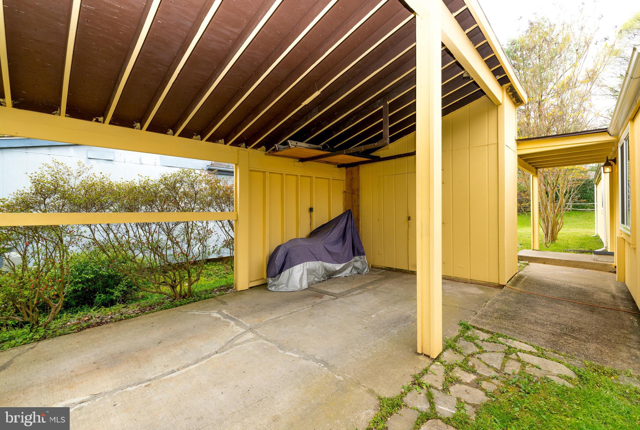 VILLAGE OF OAKLAND MILLS - Residential