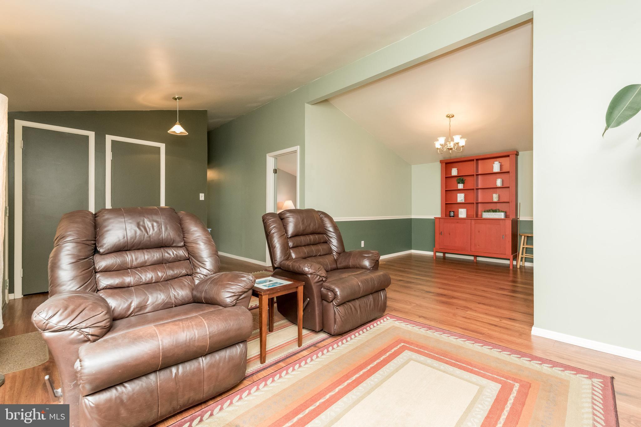 VILLAGE OF OAKLAND MILLS - Residential