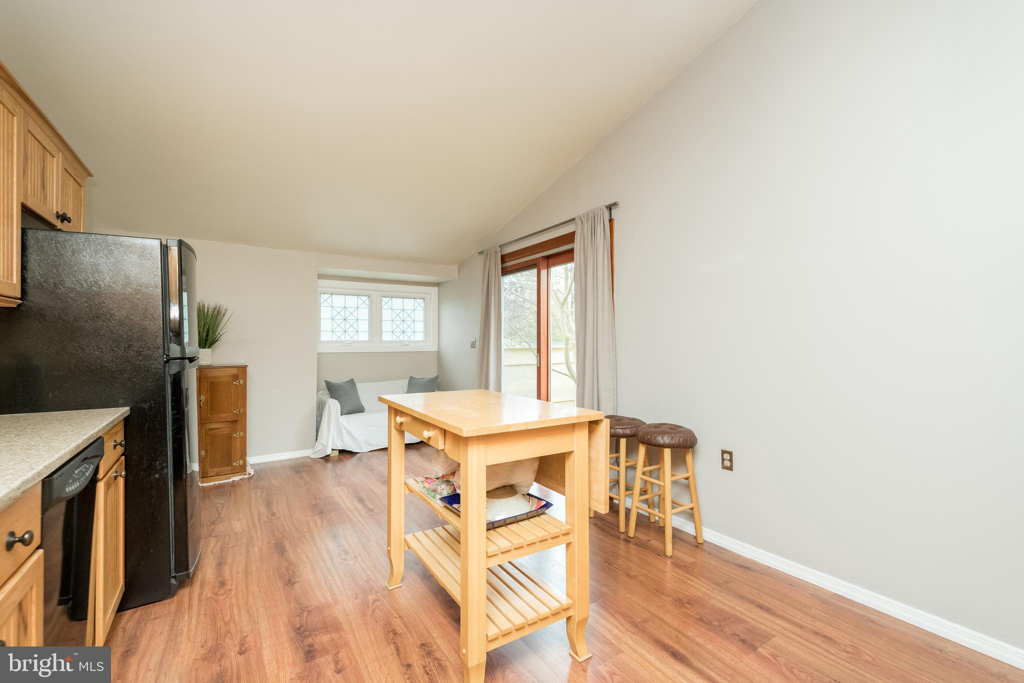 VILLAGE OF OAKLAND MILLS - Residential