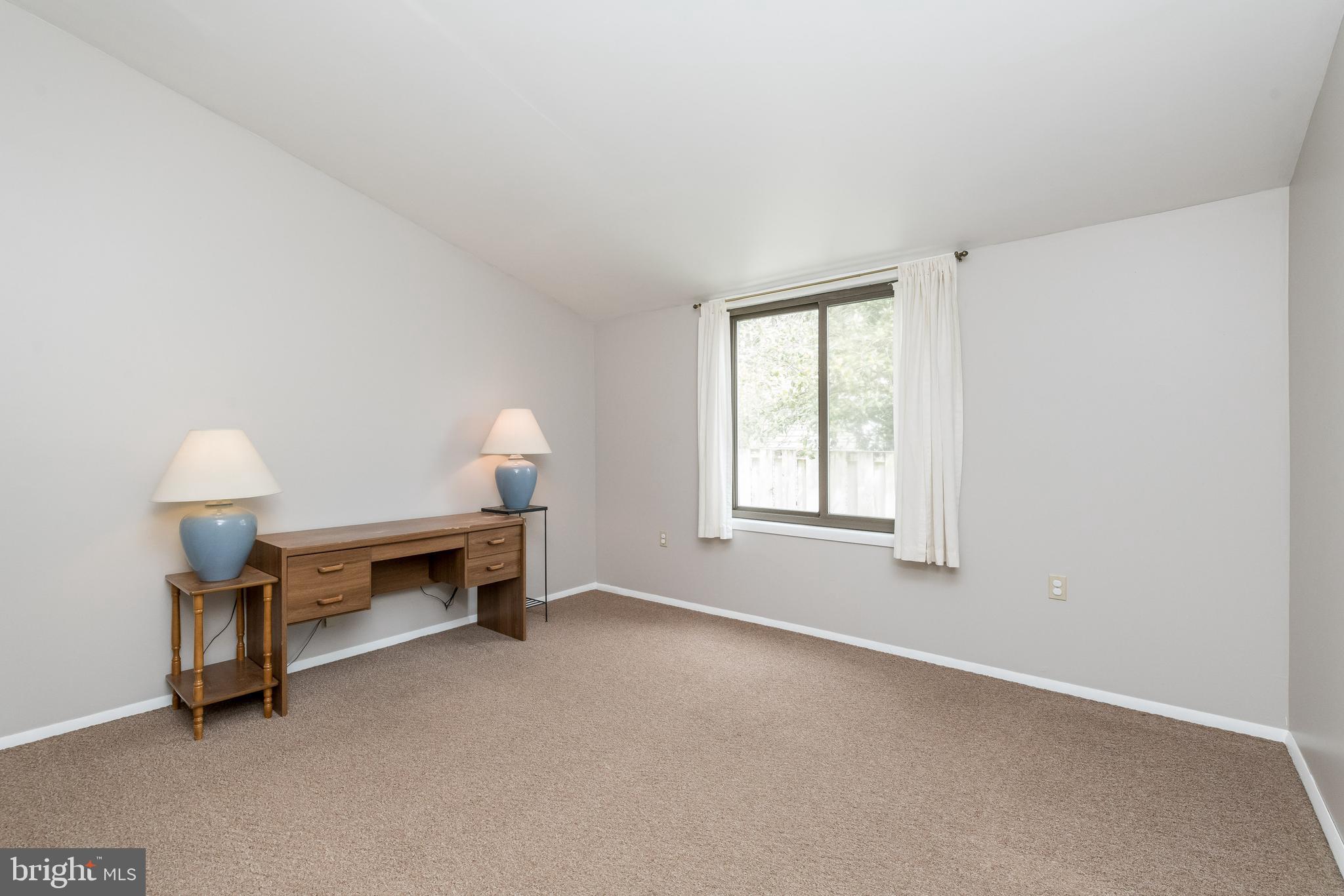 VILLAGE OF OAKLAND MILLS - Residential