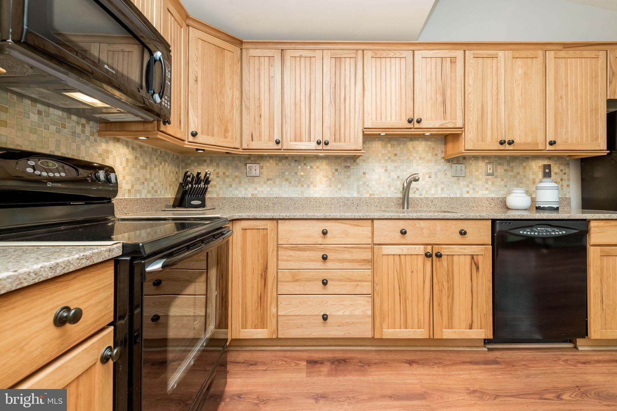 VILLAGE OF OAKLAND MILLS - Residential