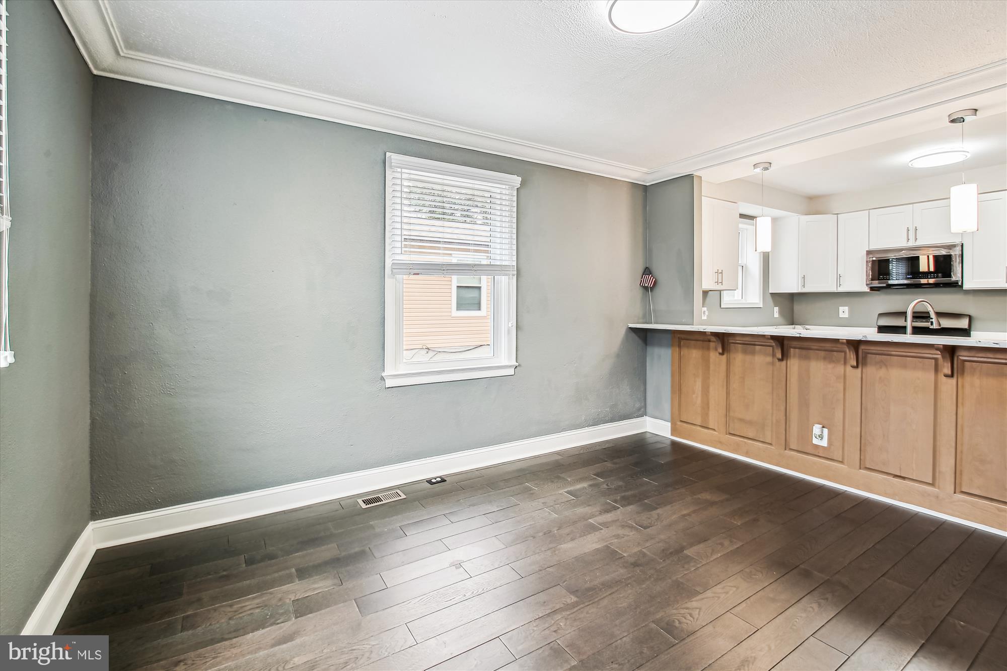 HILLSDALE ESTATES - Residential