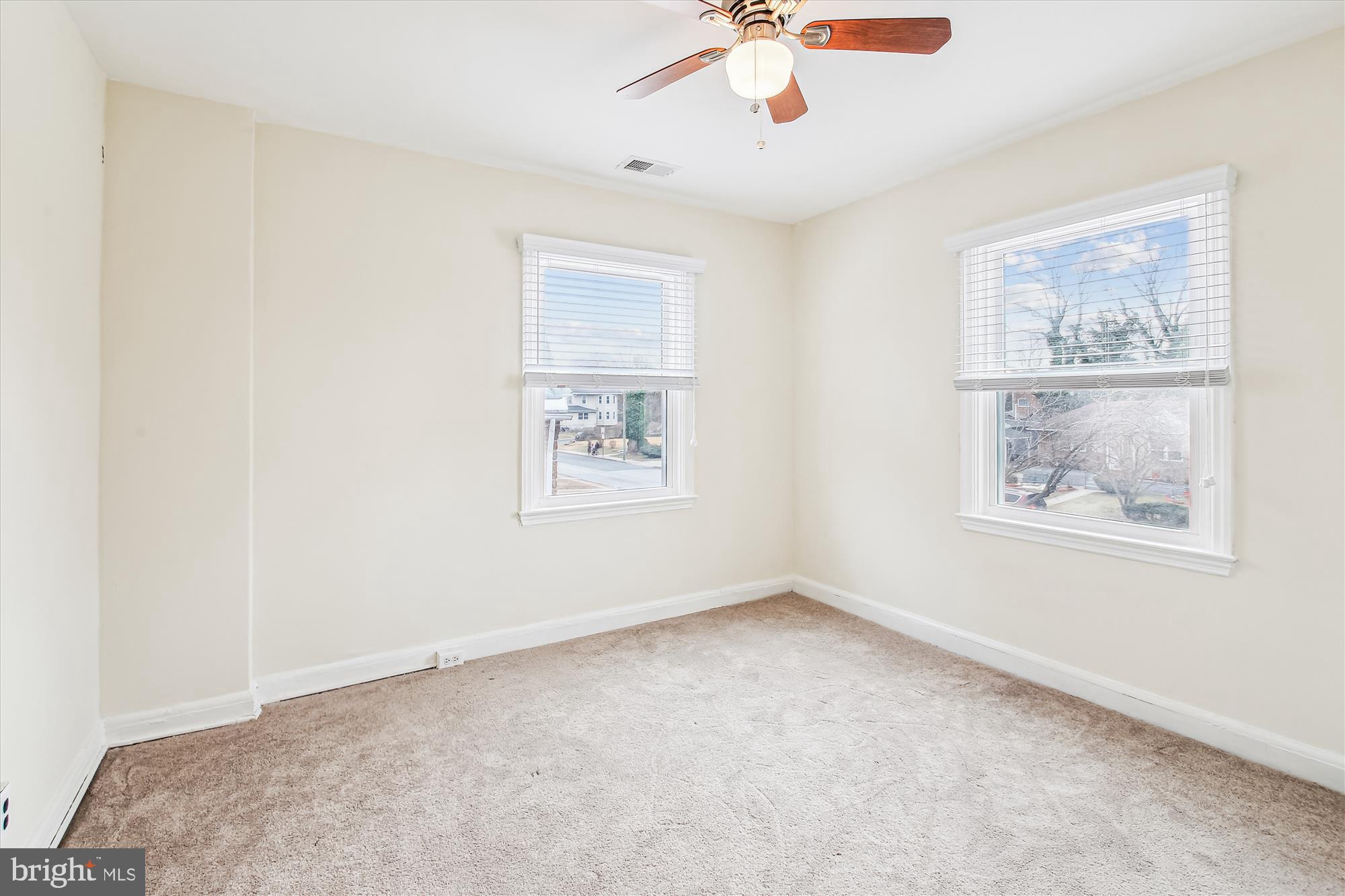 HILLSDALE ESTATES - Residential