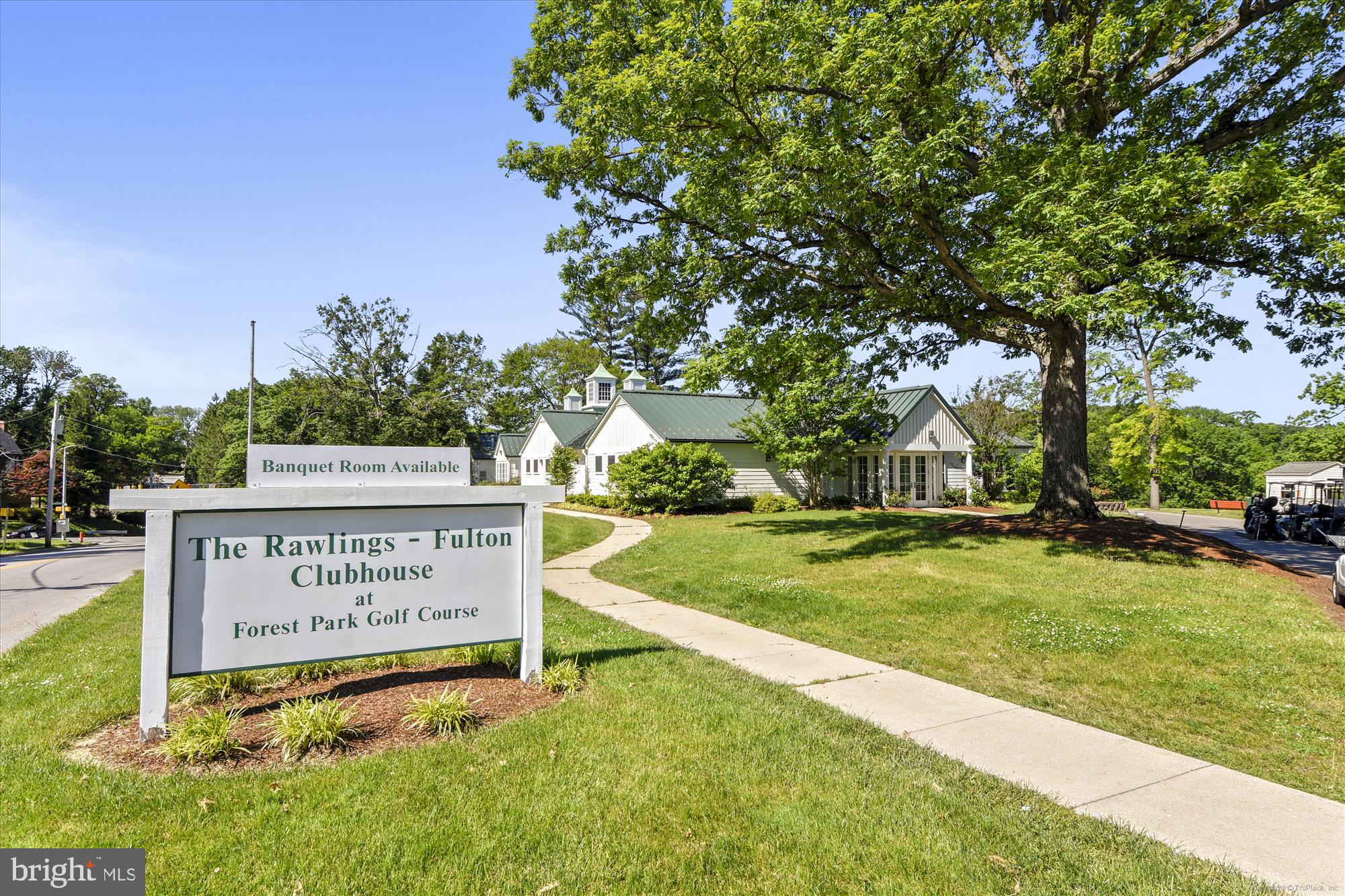 HILLSDALE ESTATES - Residential