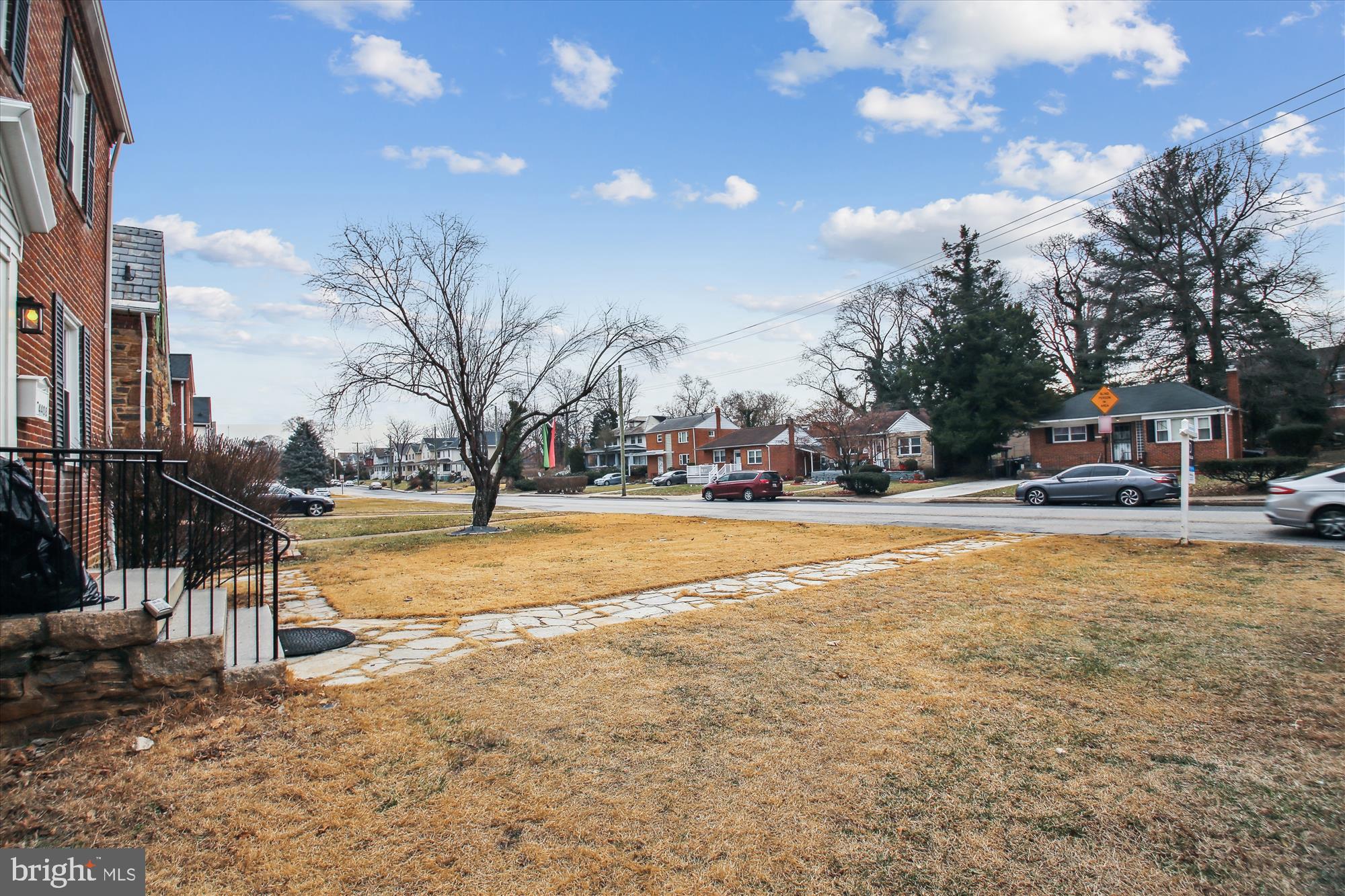HILLSDALE ESTATES - Residential