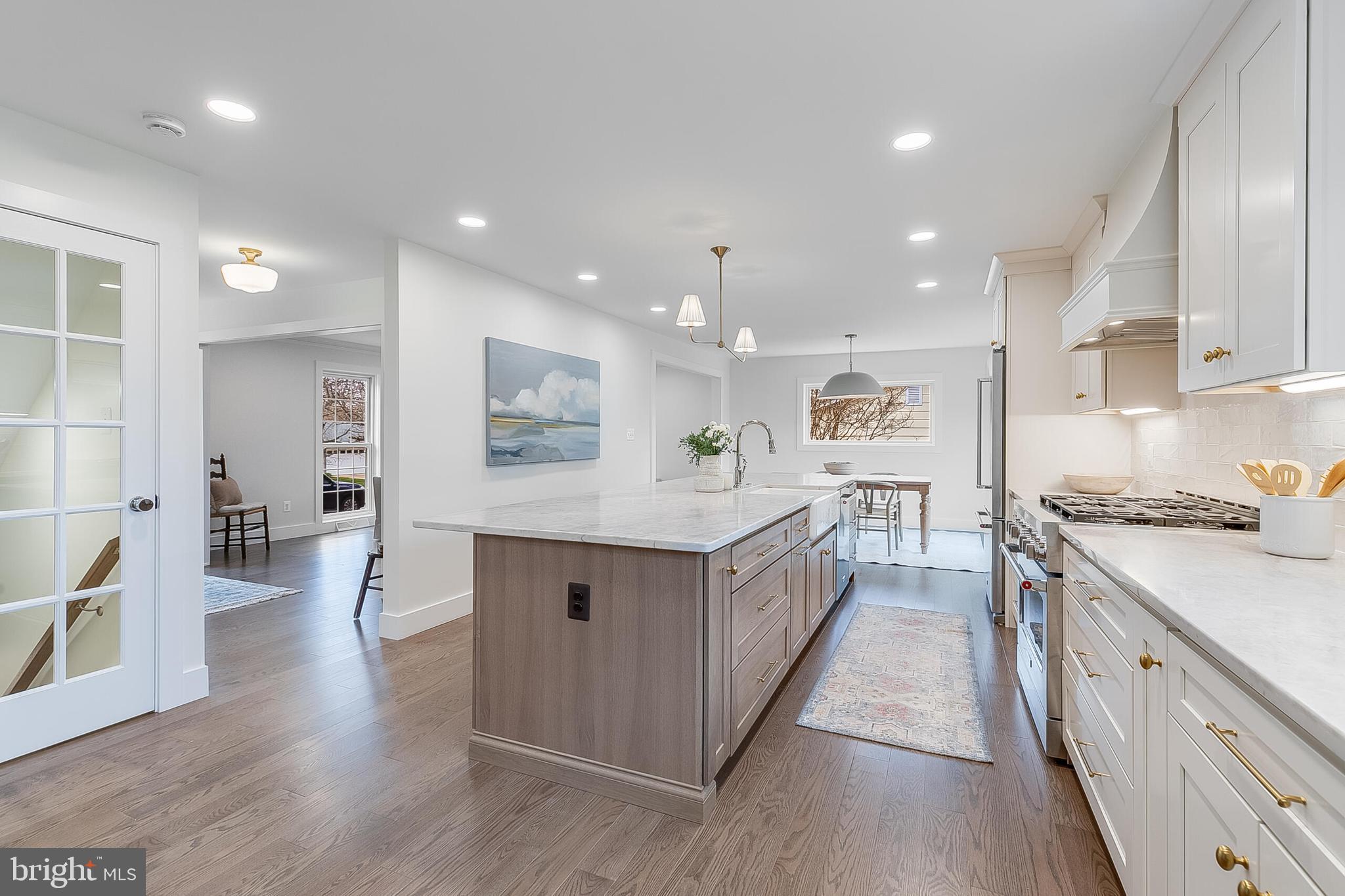 LAKEVALE ESTATES - Residential