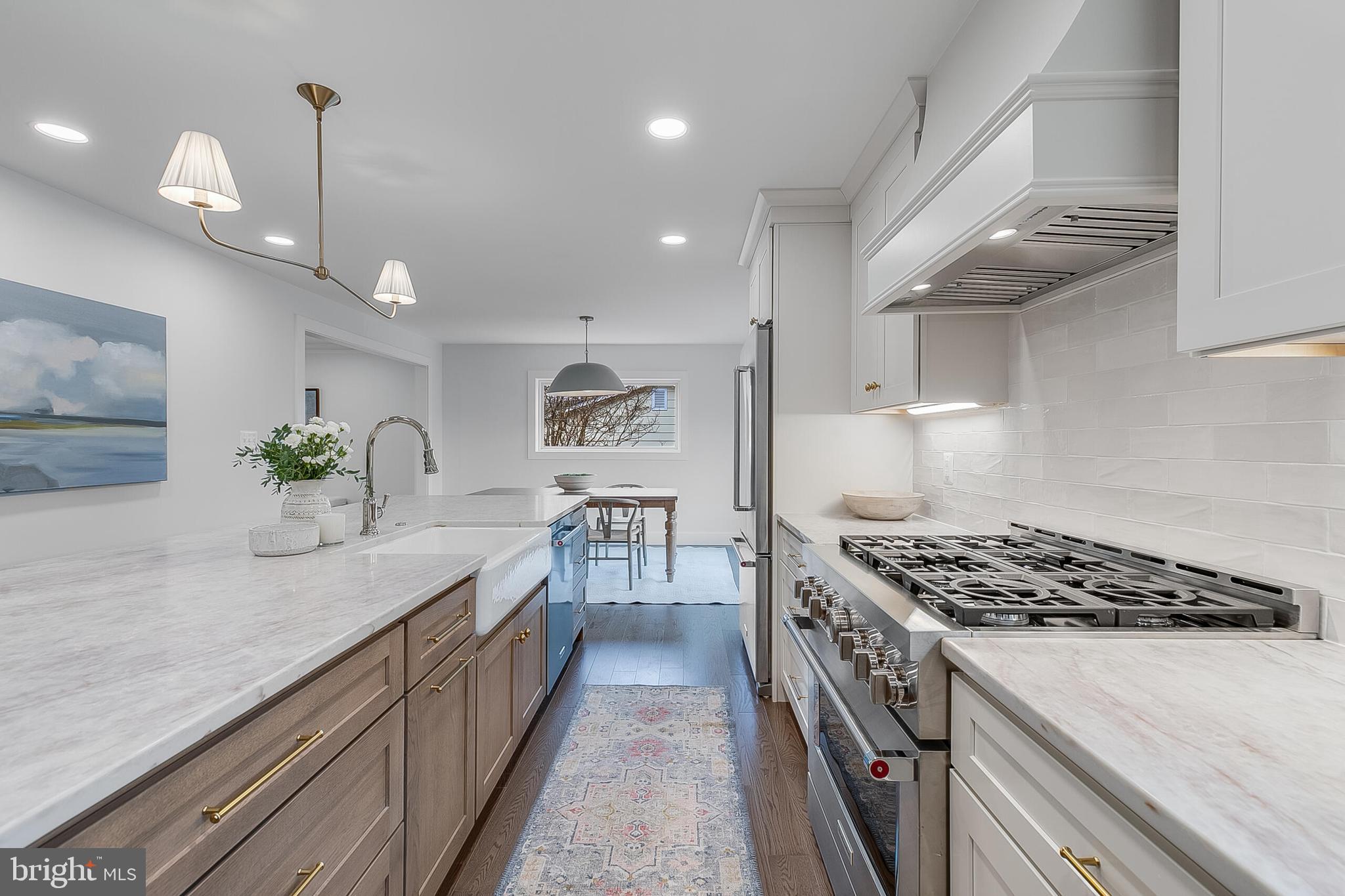 LAKEVALE ESTATES - Residential