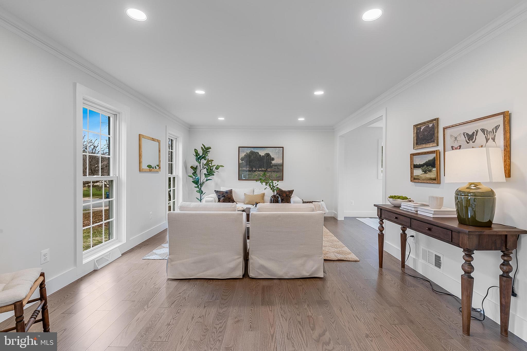 LAKEVALE ESTATES - Residential