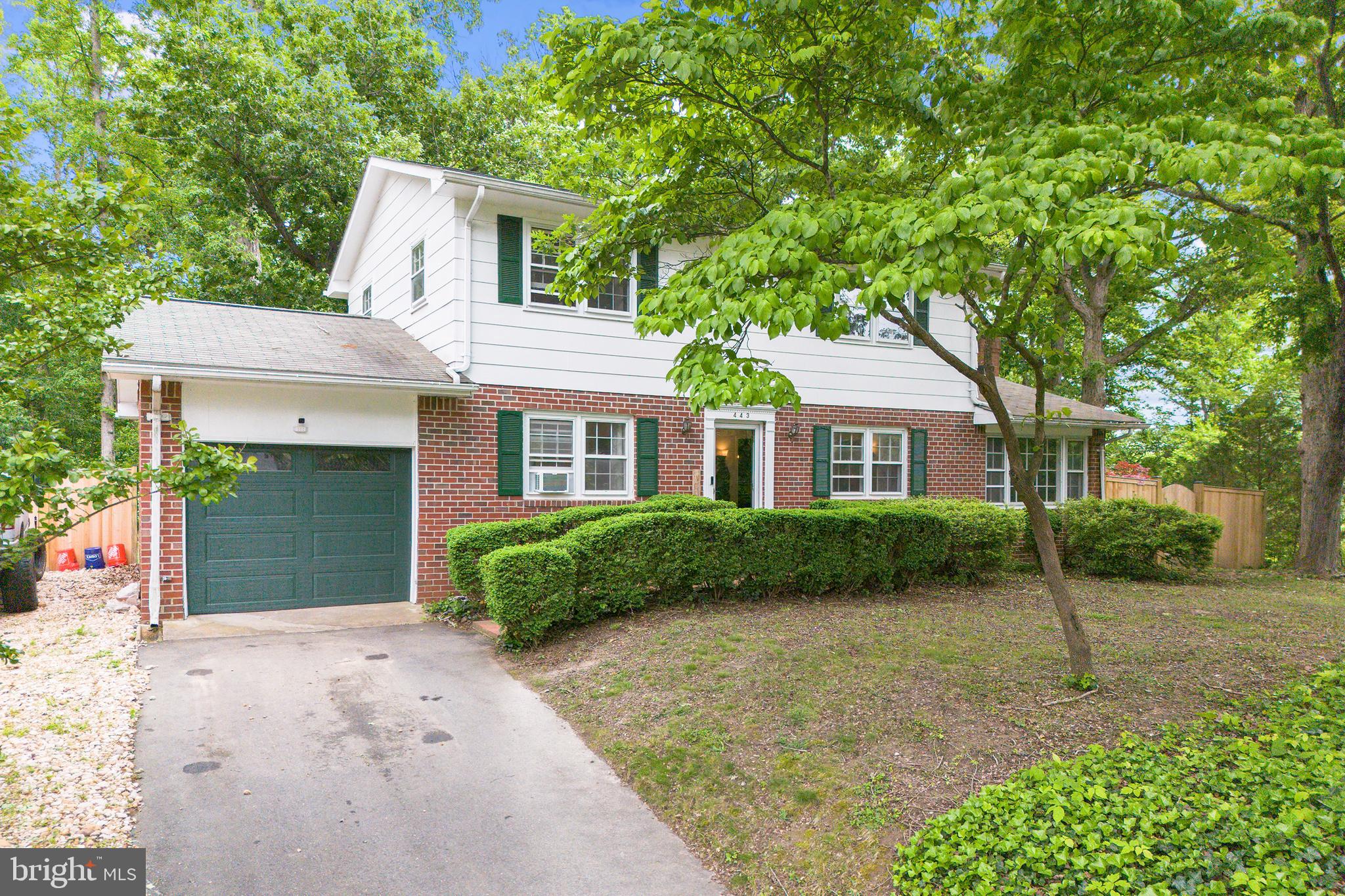 443 DEERWOOD DRIVE