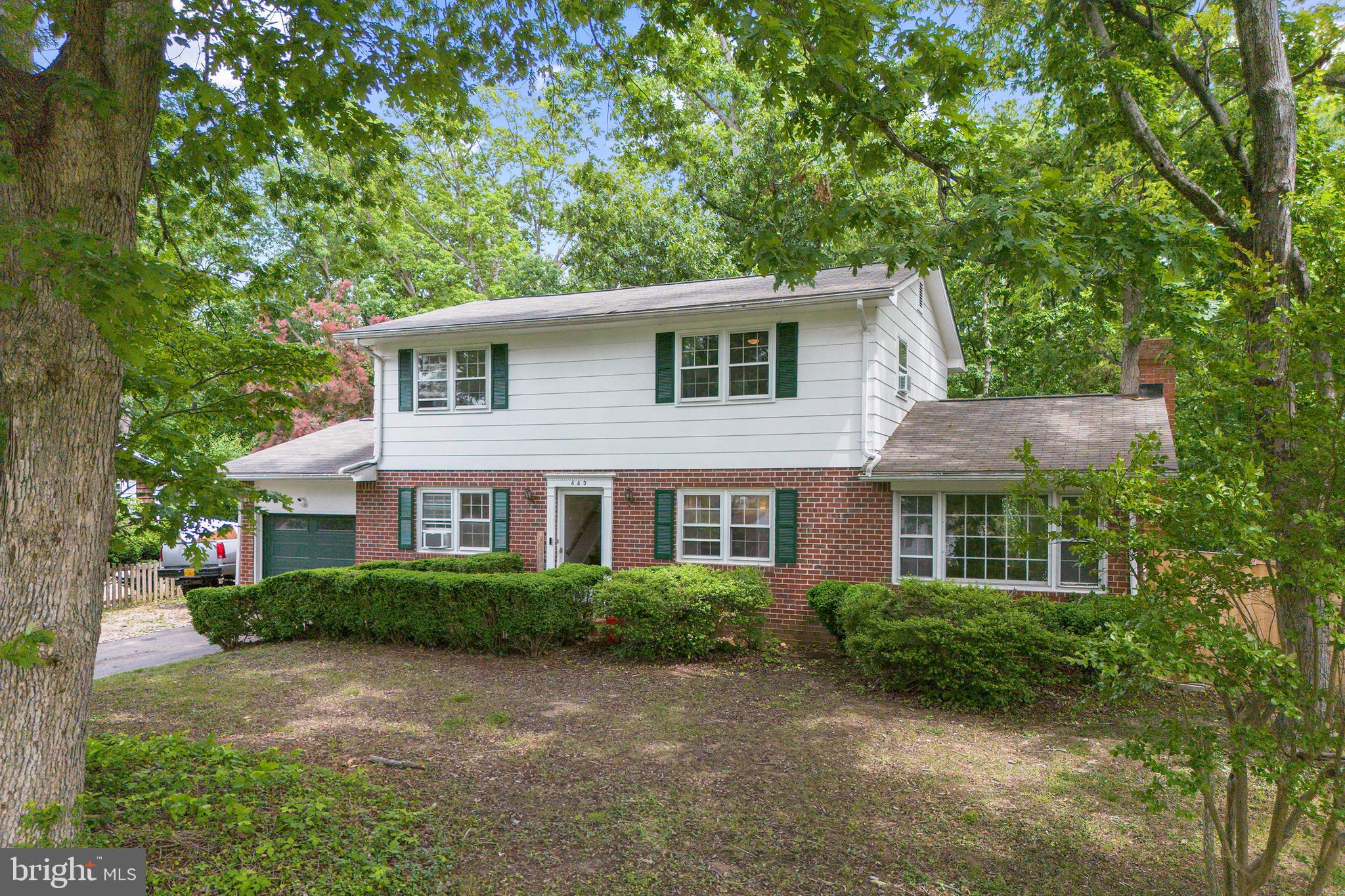 443 DEERWOOD DRIVE