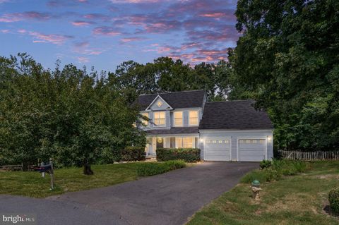 6 AMBER COURT FREDERICKSBURG VA 22406