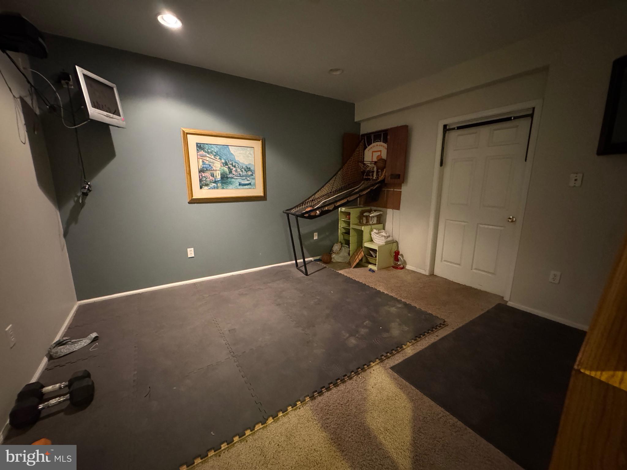 NORWEGIAN WOODS - Residential