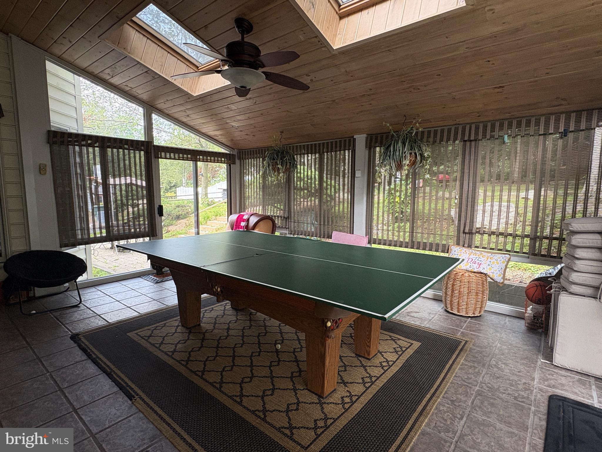 NORWEGIAN WOODS - Residential