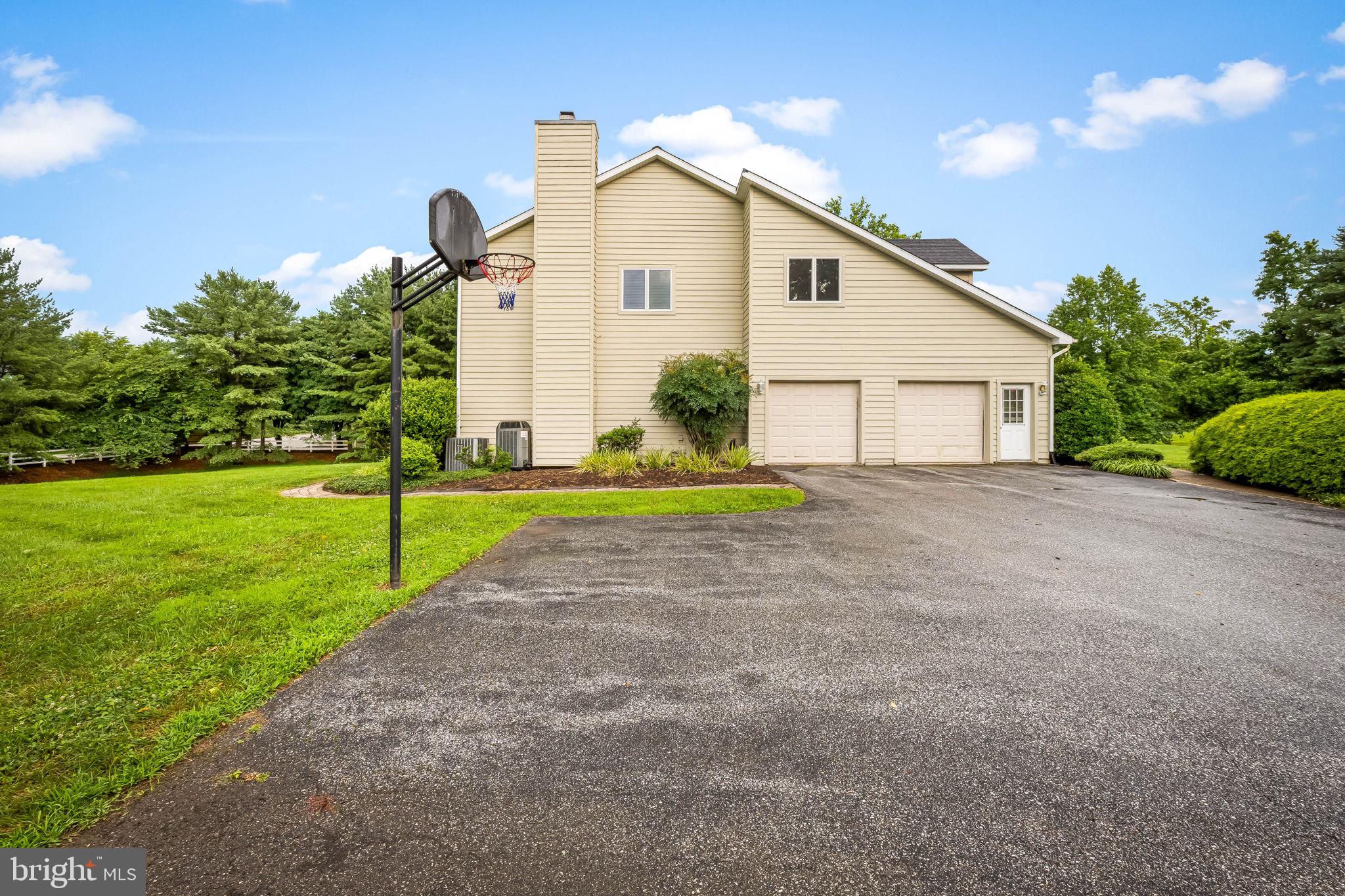 WORTHINGTON PARK - Residential