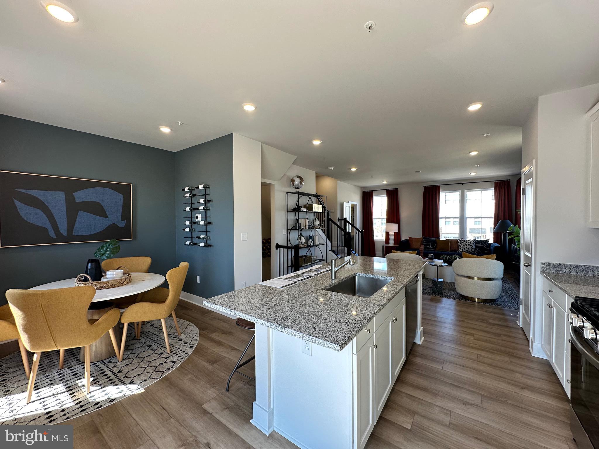 ST CHARLES - Residential