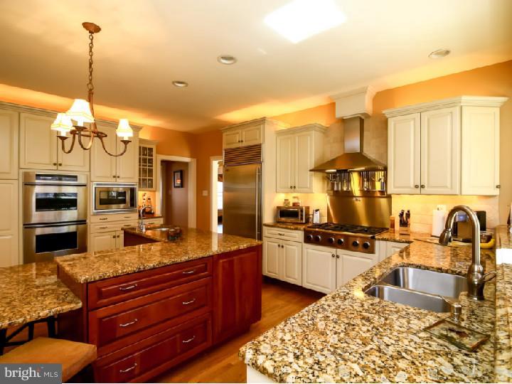 HICKORY HILL - Residential